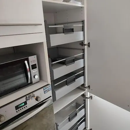 3 5 Min Centre Apartment *